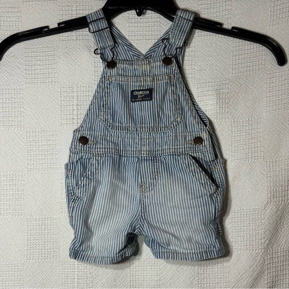 Vintage Oshkosh B'gosh Boys Blue White Striped Engineer Vestbak Overall Short 9M - Picture 1 of 6